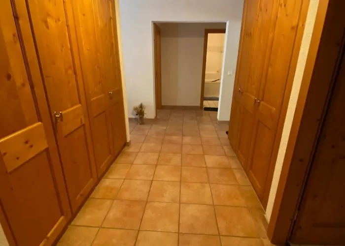 Spacious And Comfortable Apartamento Val dʼIlliez