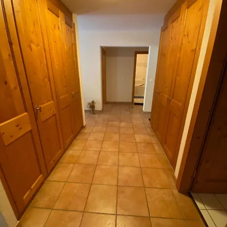 Spacious And Comfortable Διαμέρισμα Val dʼIlliez